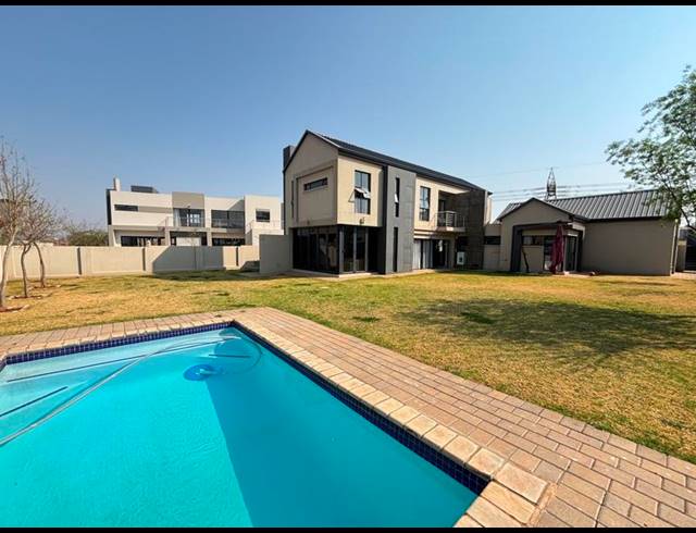 4 BEDROOM HOUSE FOR SALE IN MIDSTREAM MEADOWS